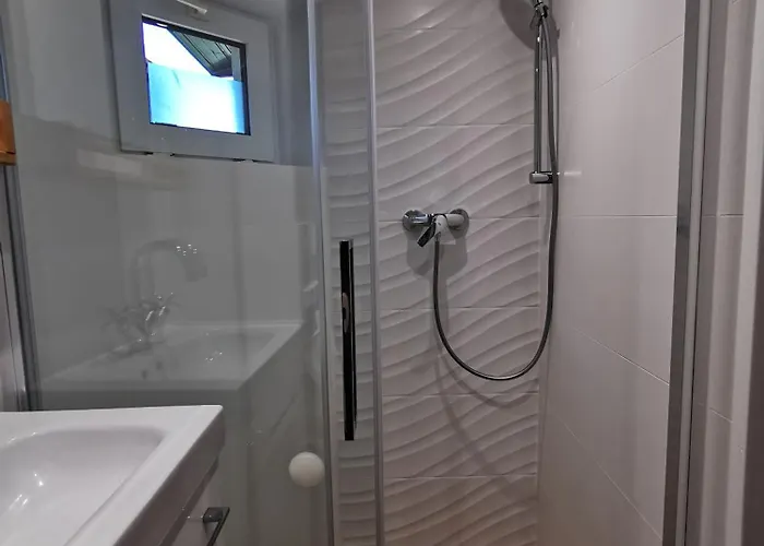 Wild Wine House גדינייה